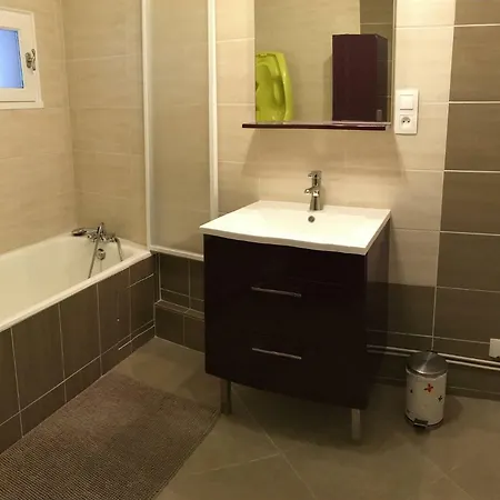 בית נופש Cote Chateau *